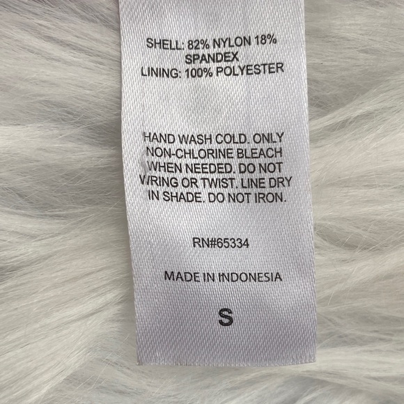 Salt + Cove Floral Bikini Top - Shirred front blk multicolor size small - Picture 7 of 7